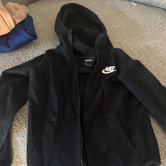 Nike Kids Black Zip-Up Jacket - Picture 1 of 6